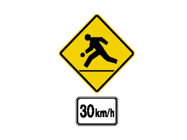 此路标表示何时应减速至30公里/小时: